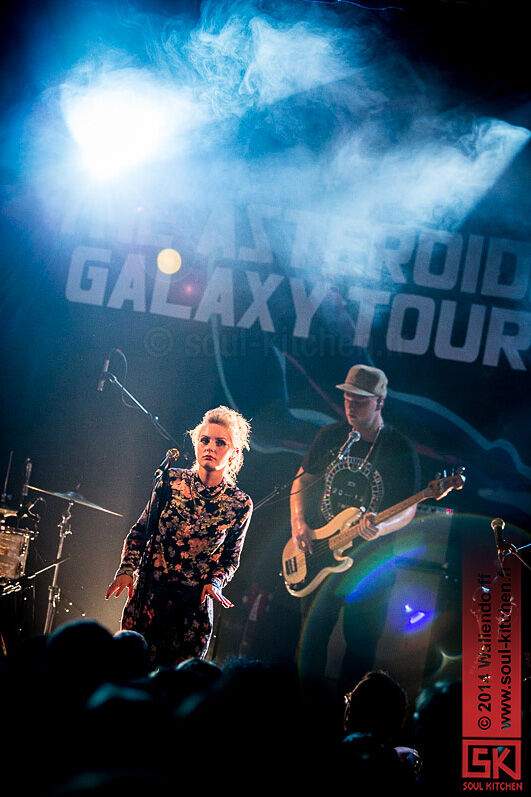 2014_10_29_the_asteroids_galaxy_tour